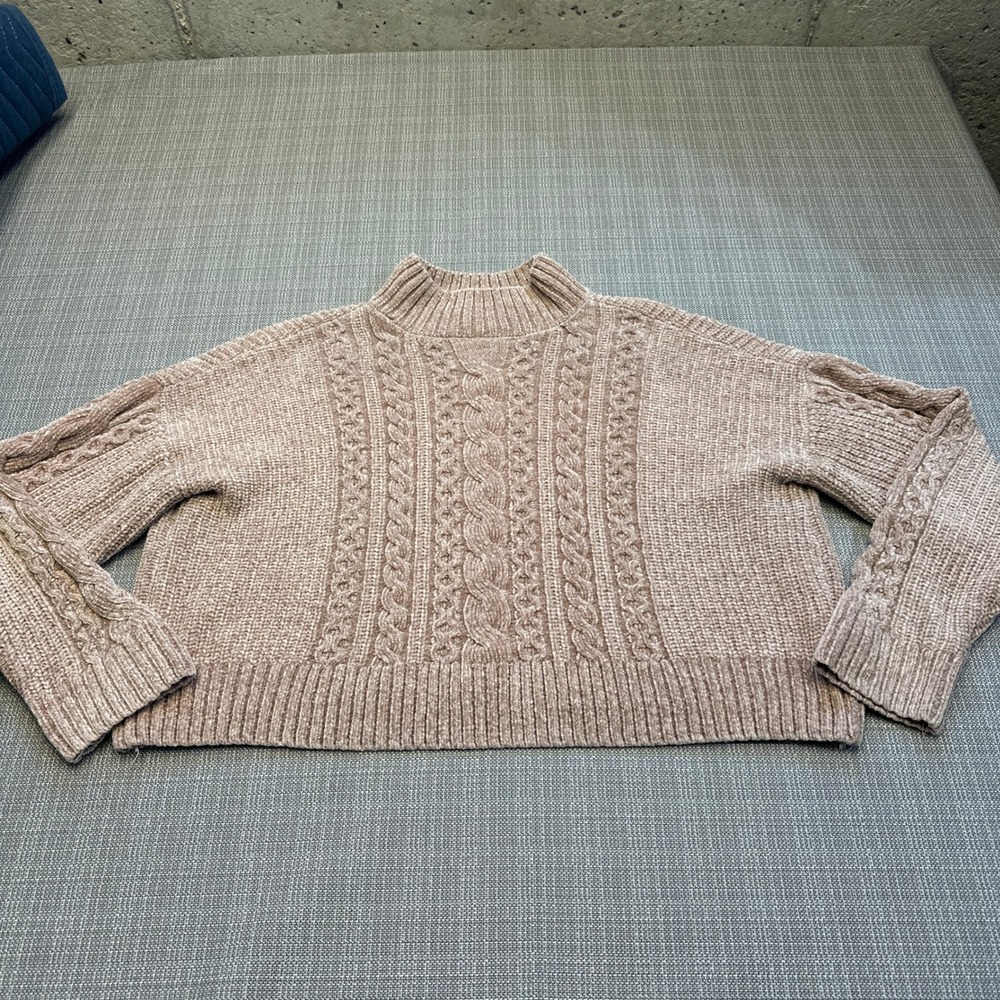 Cozy Chenille Cable Knit Sweater Medium Cropped Oversize Preppy Taupe Rachel Zoe